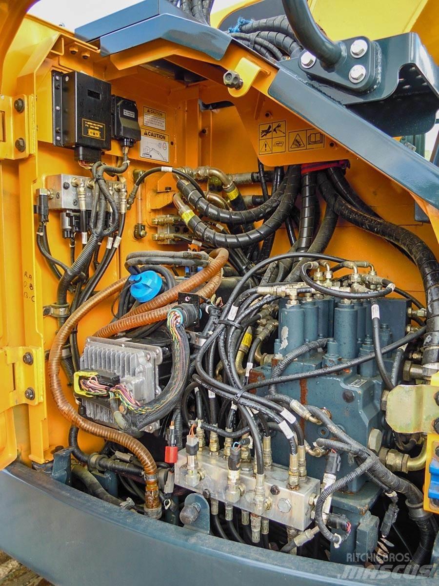Hyundai HX145LCR Pásové rýpadlá