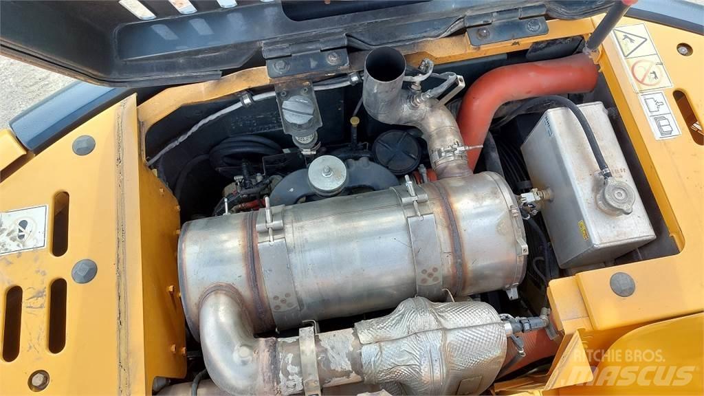 Hyundai HX145LCR Pásové rýpadlá