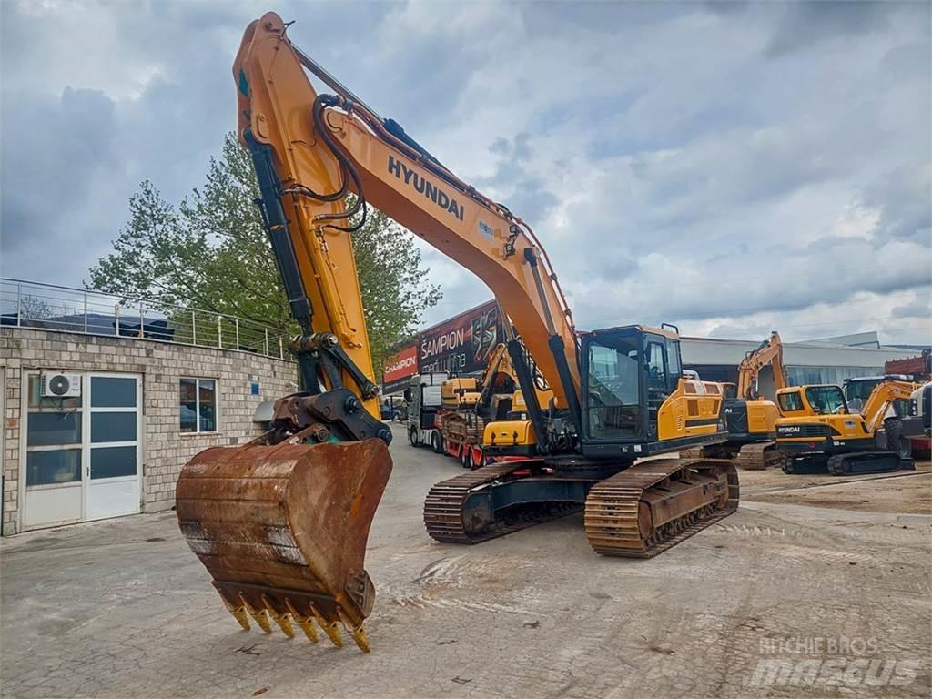 Hyundai HX330L Pásové rýpadlá