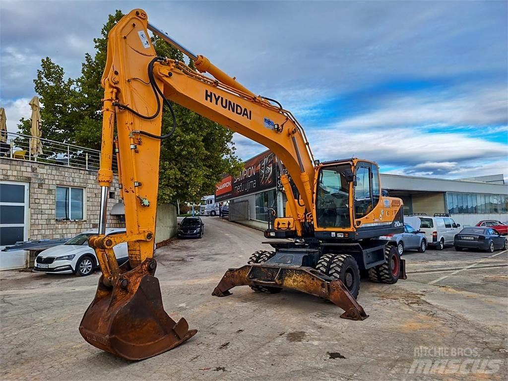 Hyundai R210W-9 Kolesové rýpadlá