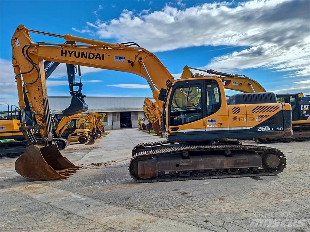 Hyundai R260LC-9A Pásové rýpadlá