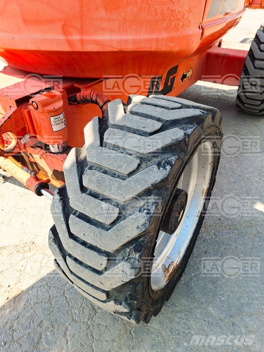 JLG 600AJ Kĺbové plošiny
