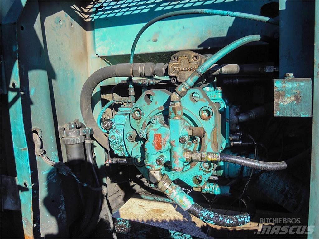 Kobelco SK250NLC-6 Pásové rýpadlá