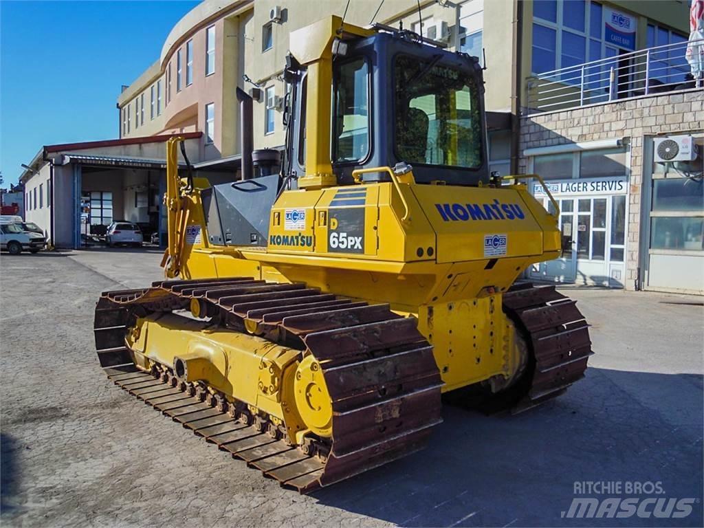 Komatsu D65PX-15EO Pásové dozéry