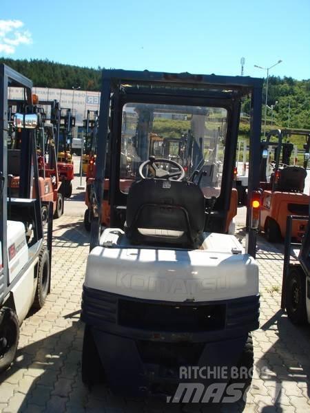 Komatsu FG15-15 Iné