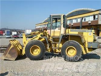 Komatsu WA320-3H Kolesové nakladače