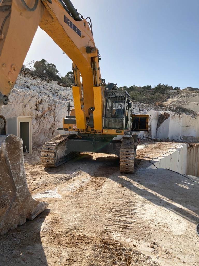 Liebherr 974 C HDSL Pásové rýpadlá