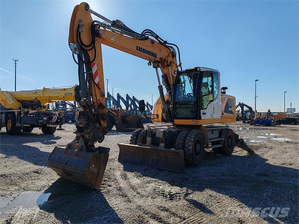 Liebherr A 914 Litronic Pásové rýpadlá