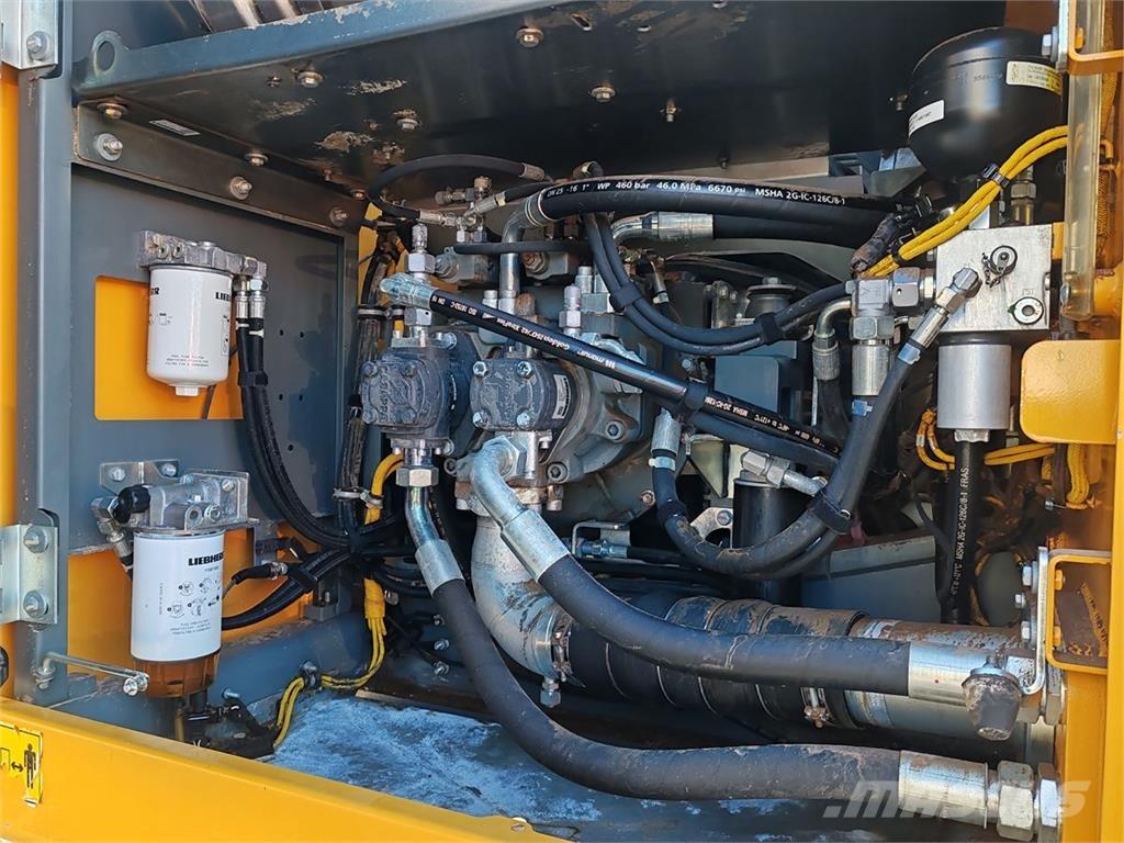 Liebherr R924 NLC Pásové rýpadlá