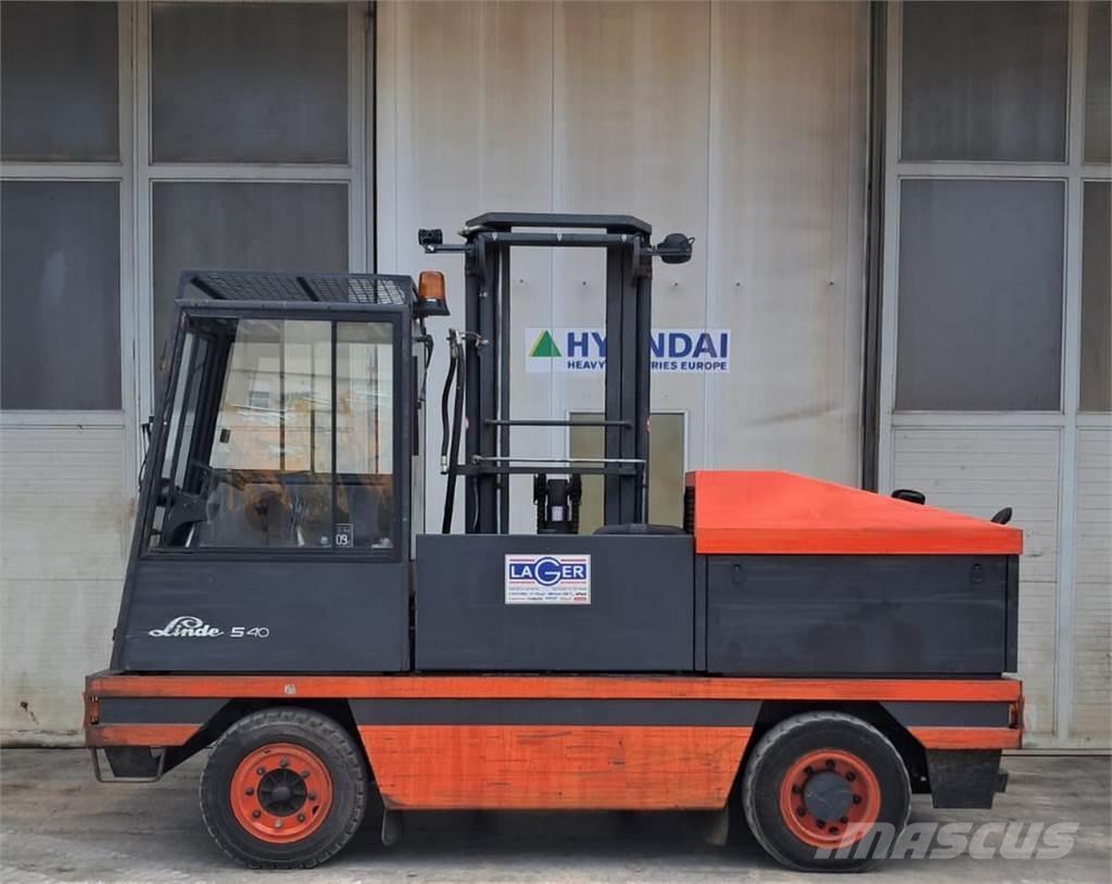 Linde S 40 Bočný vysokozdvižný vozík