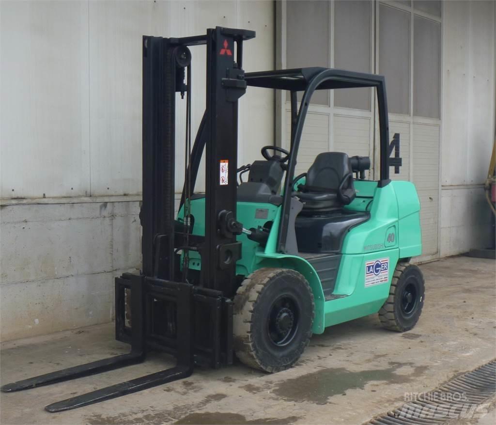 Mitsubishi FD40N Dieselové vozíky