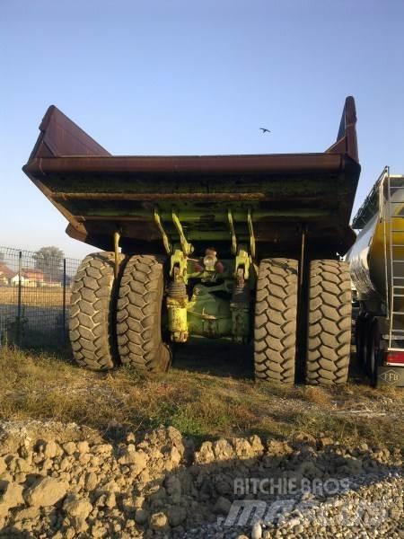 Terex 3310E Stavebné sklápače