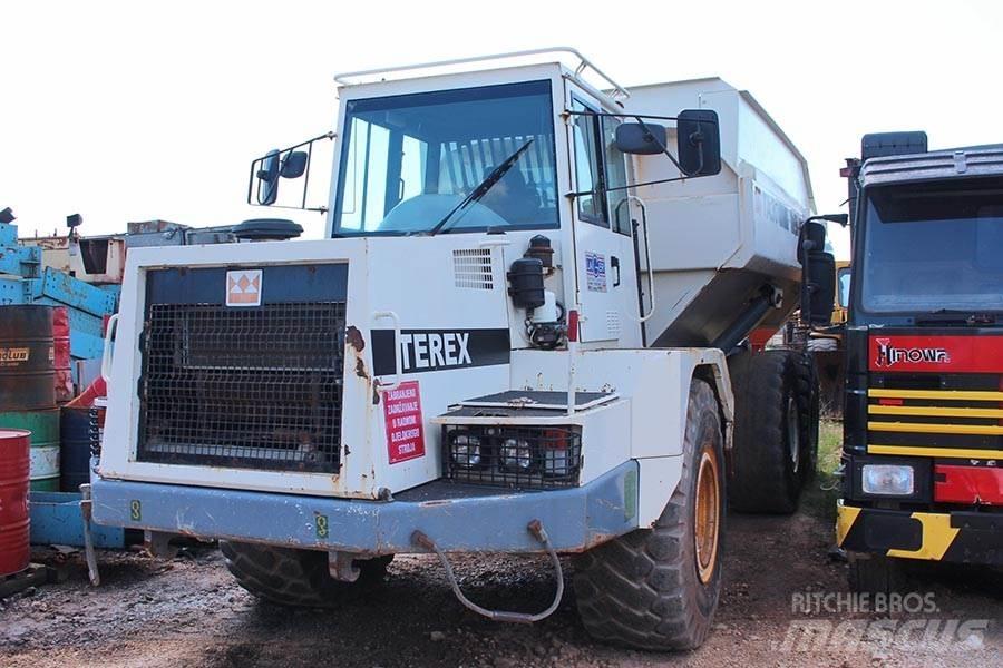 Terex TA30 Kĺbové nákladné autá