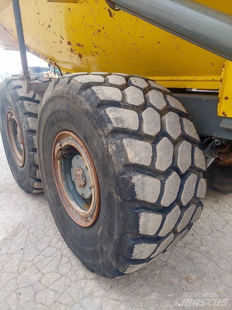 Terex TA300 Kĺbové nákladné autá