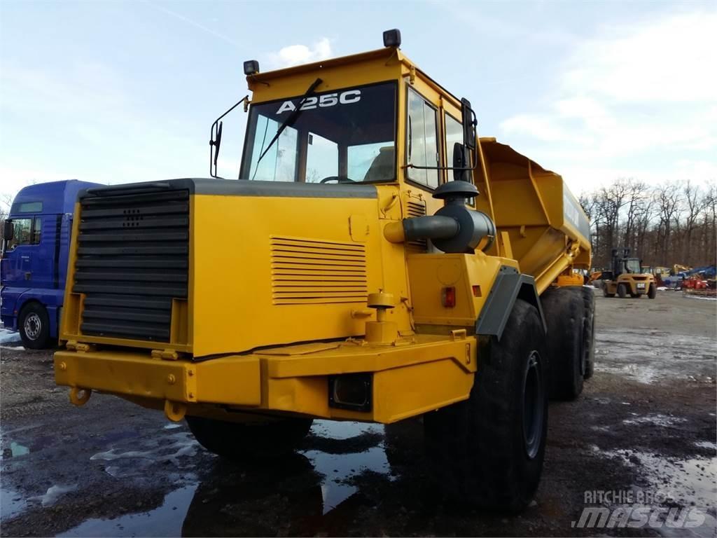 Volvo A25 Kĺbové nákladné autá