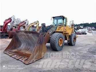 Volvo L180E Kolesové nakladače
