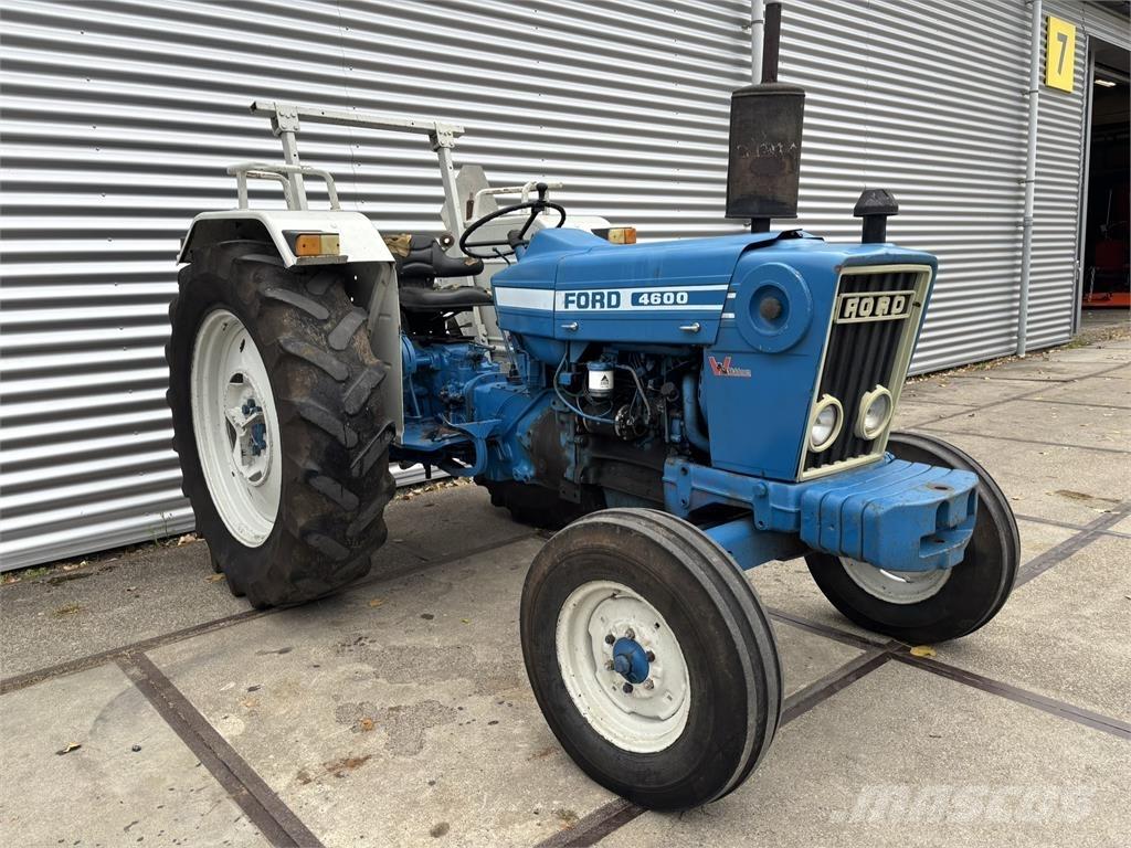 Ford 4600 Traktory