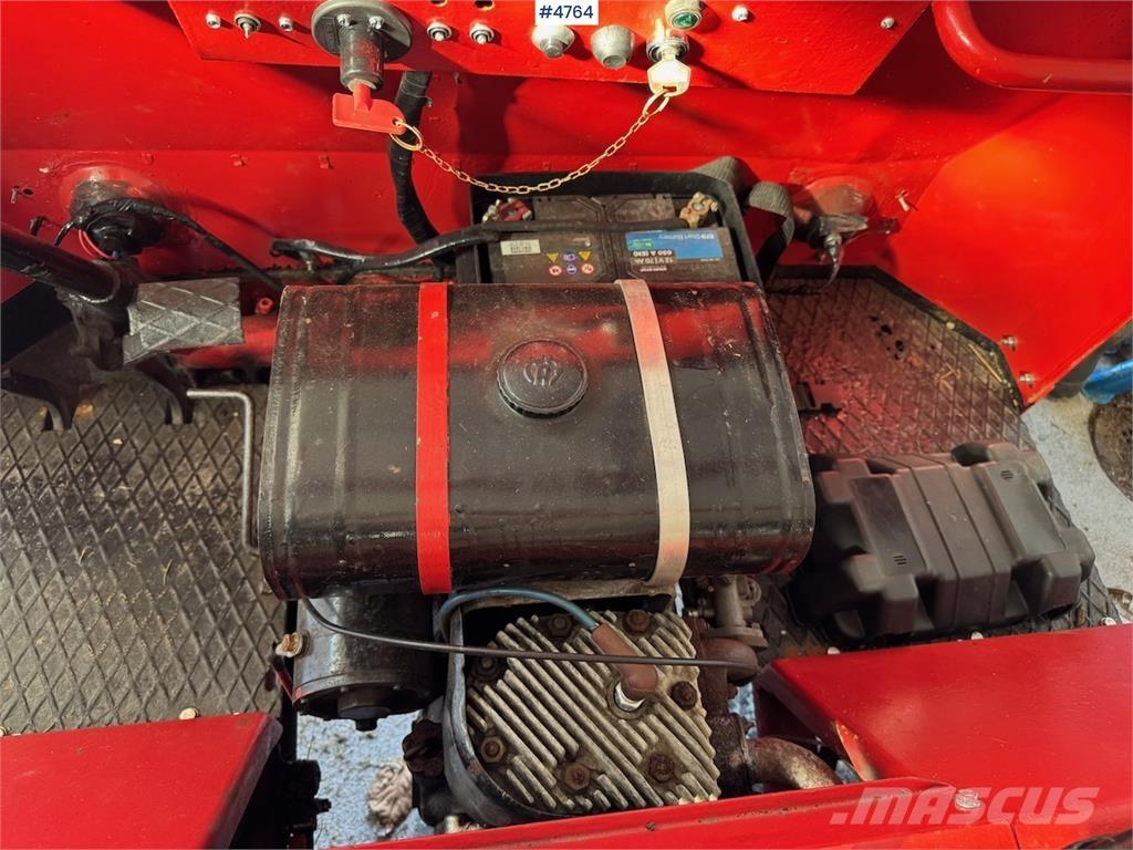 Aebi TP 1000 Traktory