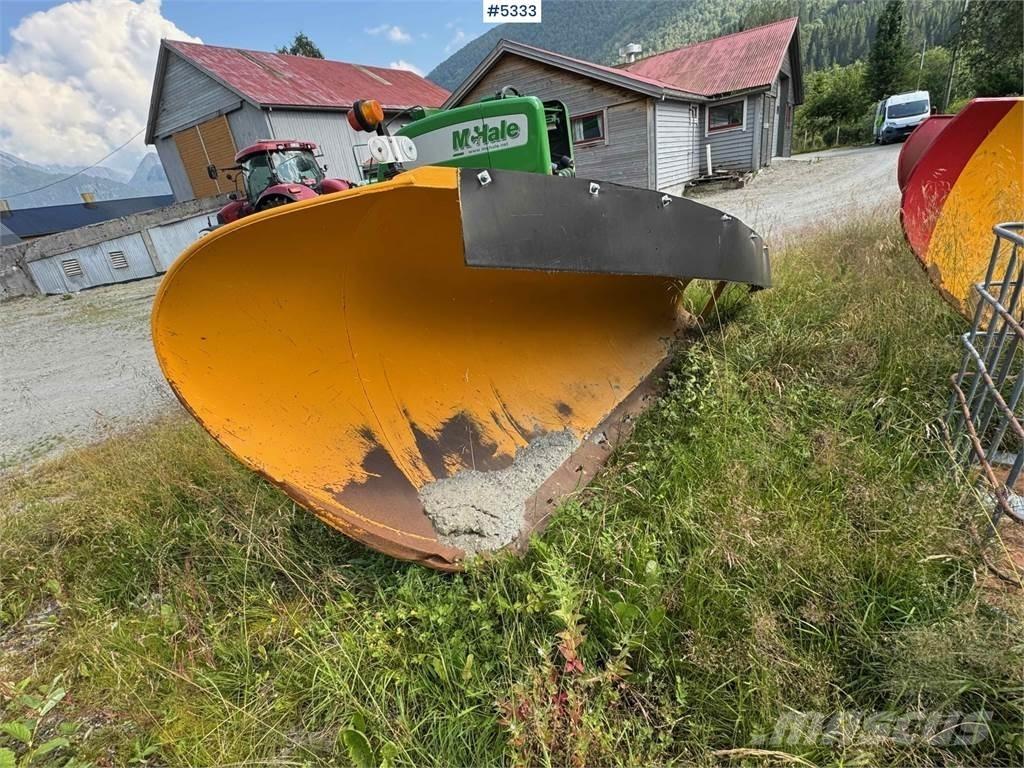 AM Teho 2600 Snežné pluhy, predné snežné radlice