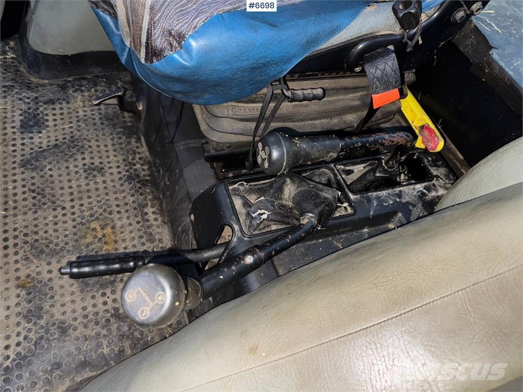 Case IH 685 XL Traktory