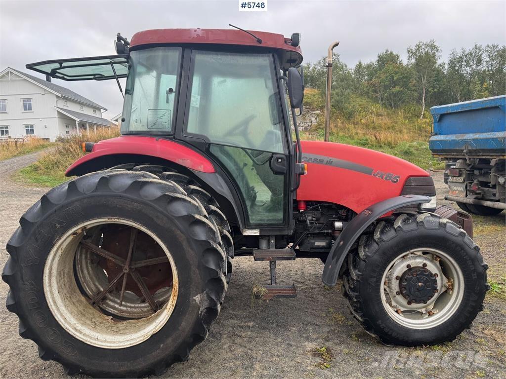 Case IH JX85 Traktory
