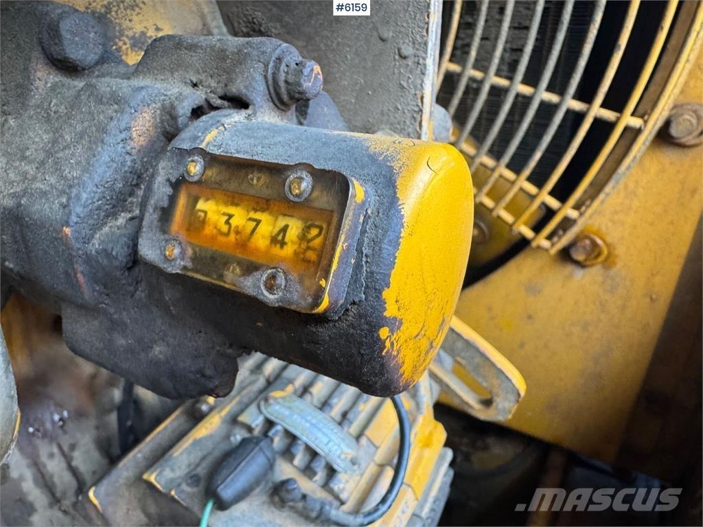 CAT 950 Kolesové nakladače