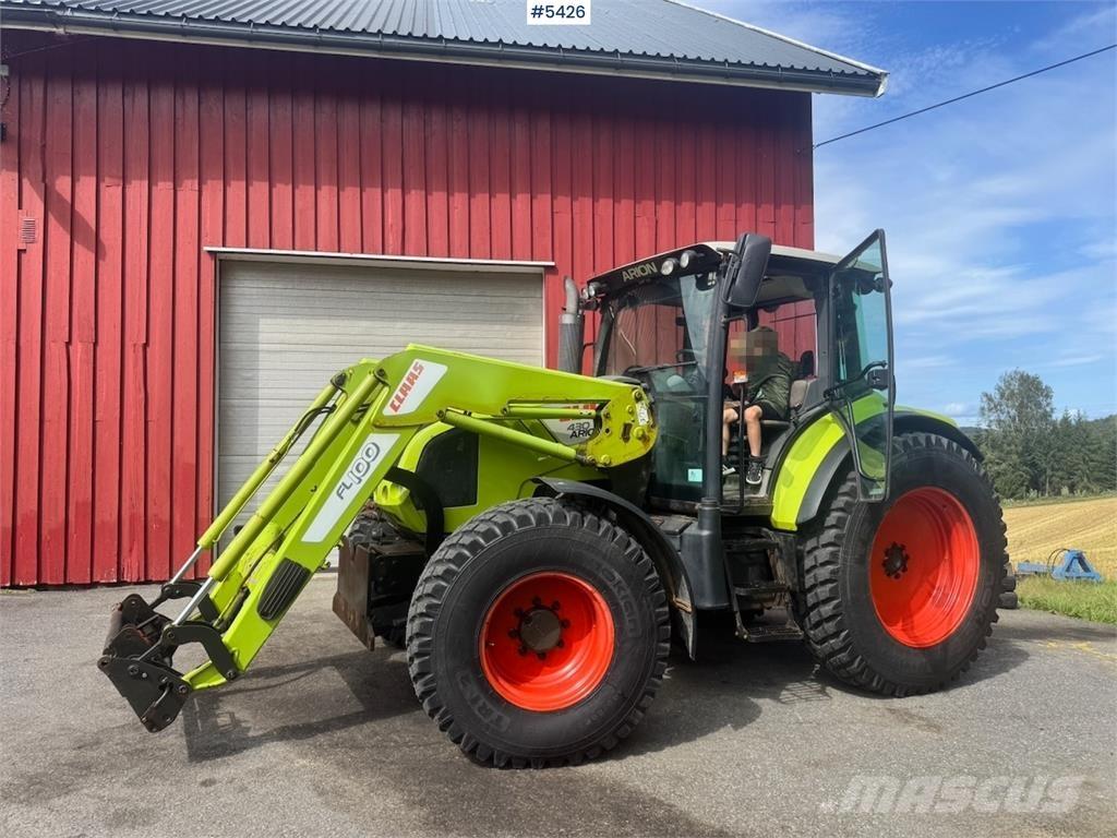 CLAAS Arion 430 Traktory