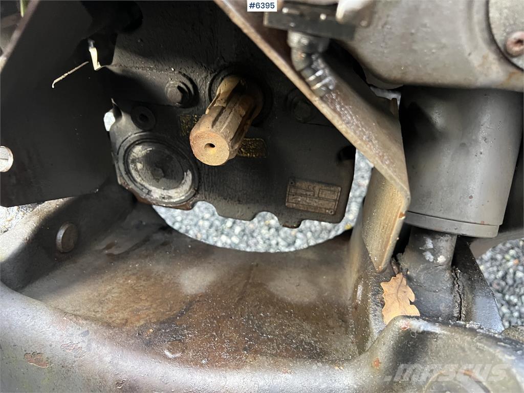 CLAAS Arion 460 Traktory