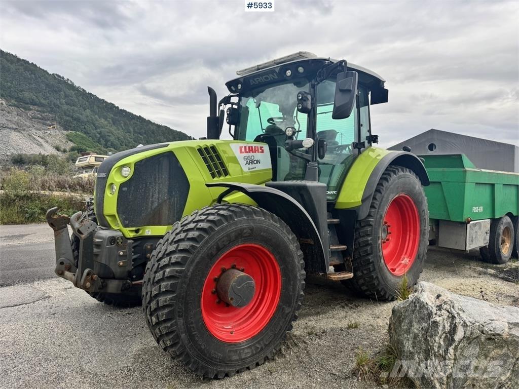 CLAAS Arion 660 Traktory