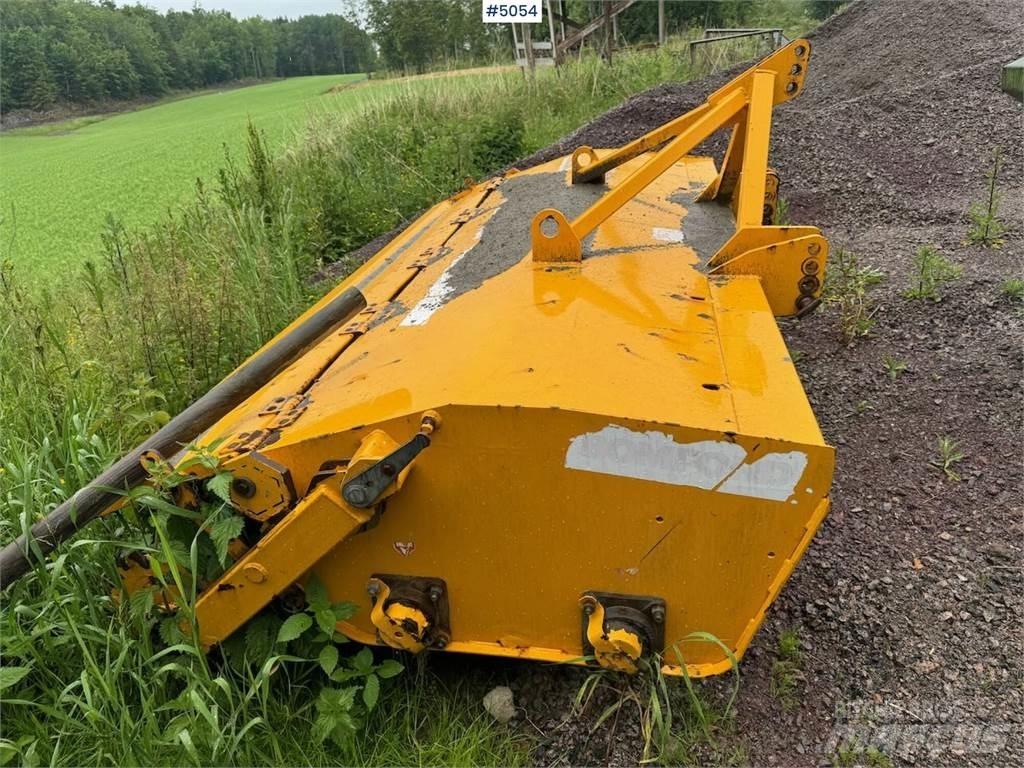  DynaDrive 2600 Ďalšie stroje na spracovanie pôdy a príslušenstvo
