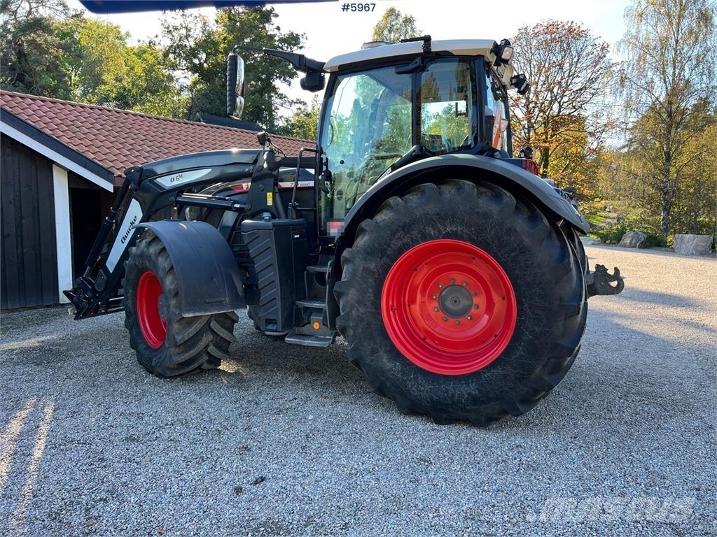 Fendt 724 Vario Traktory