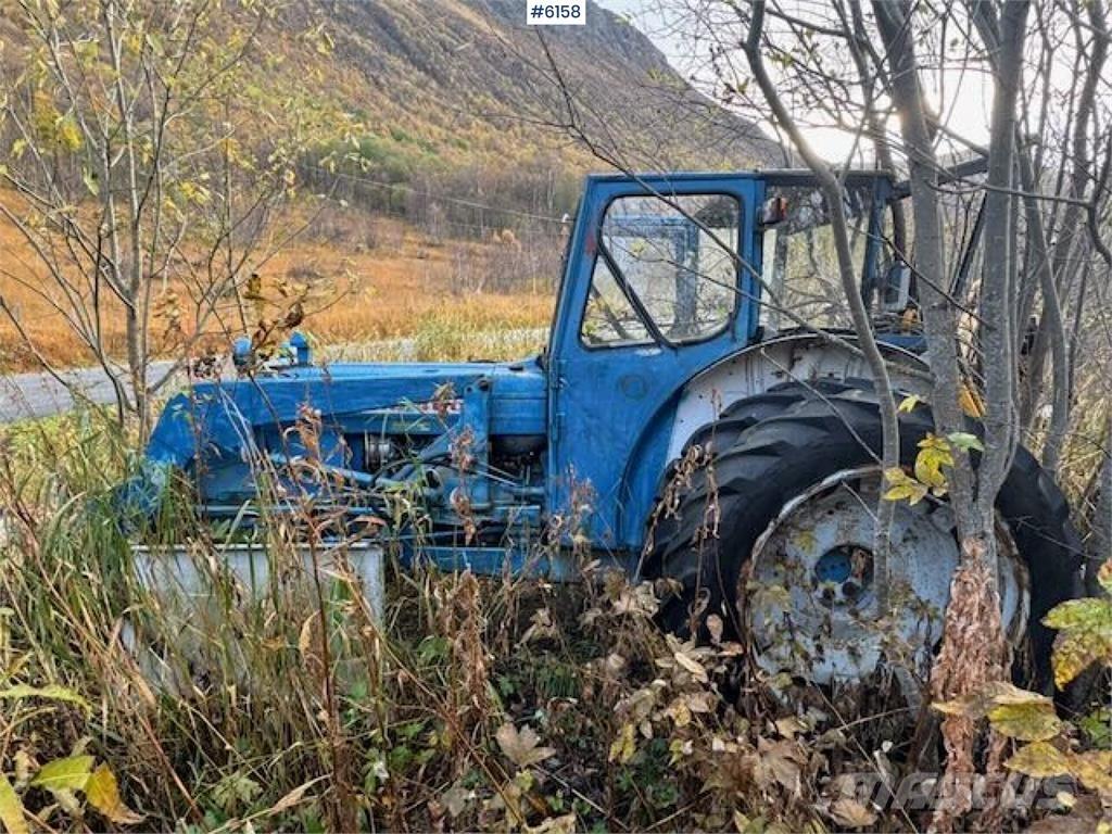Ford 4000 Traktory