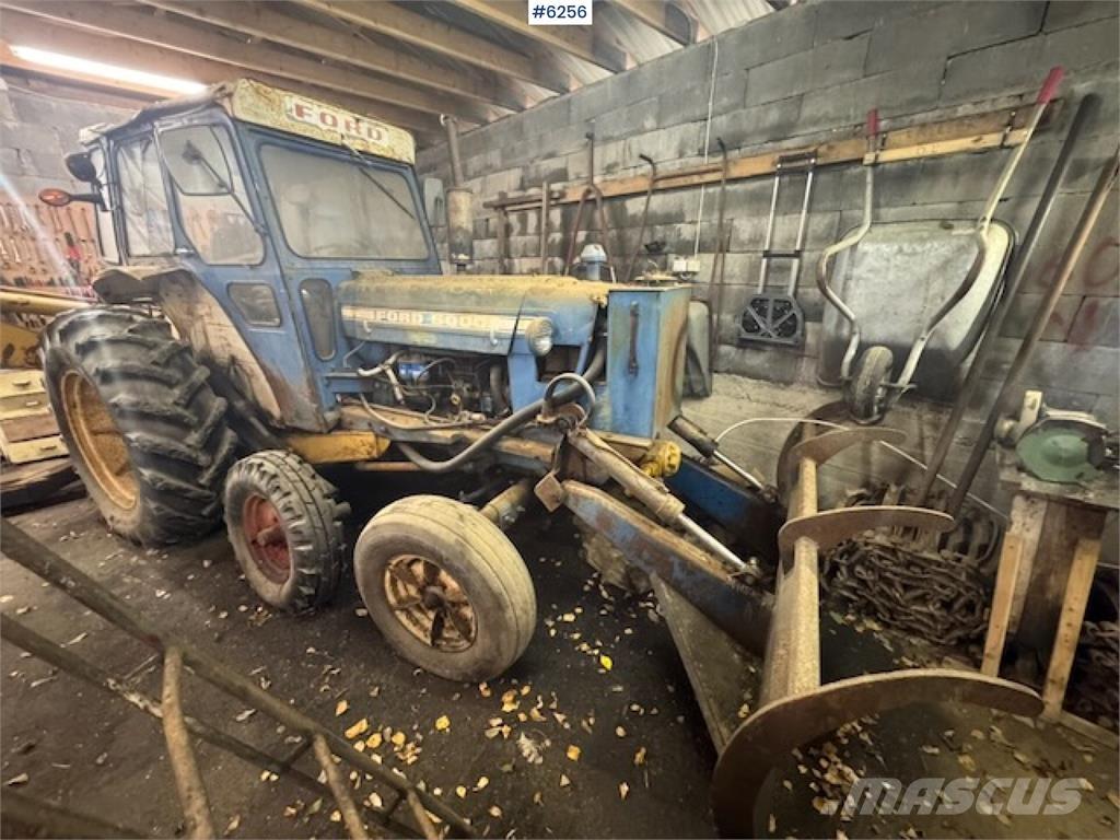 Ford 5000 Traktory