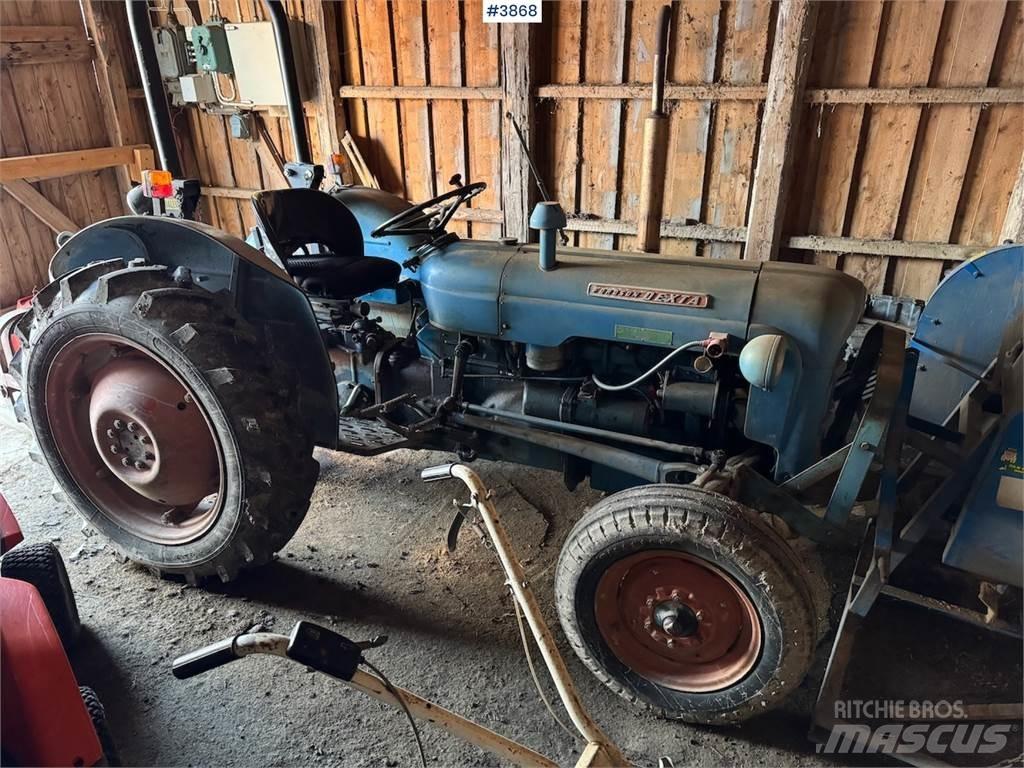 Ford Dexta Traktory