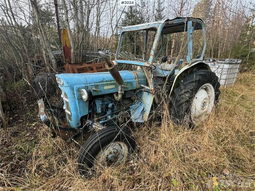 Ford Super Dexta Traktory