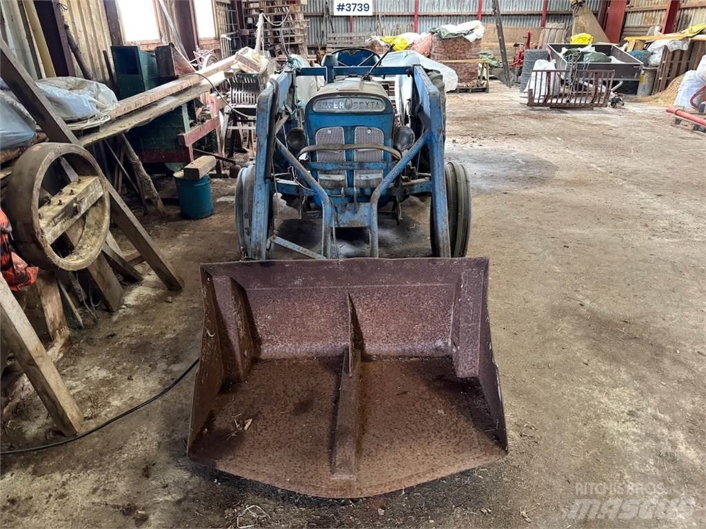 Ford Super Dexta Traktory