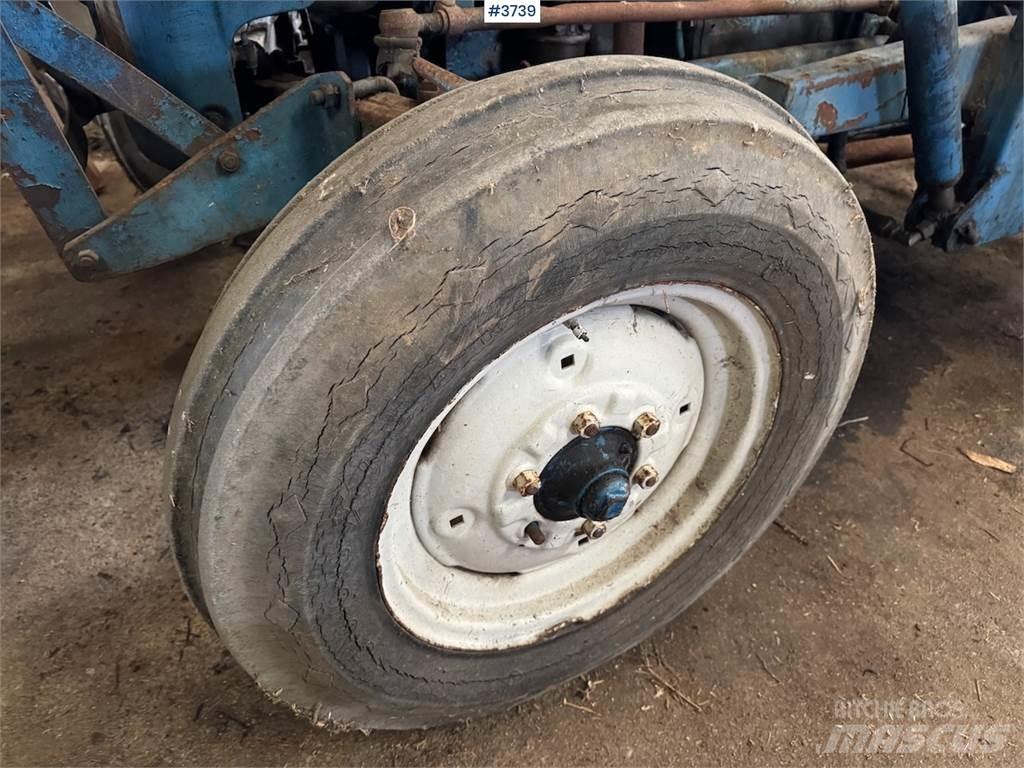 Ford Super Dexta Traktory