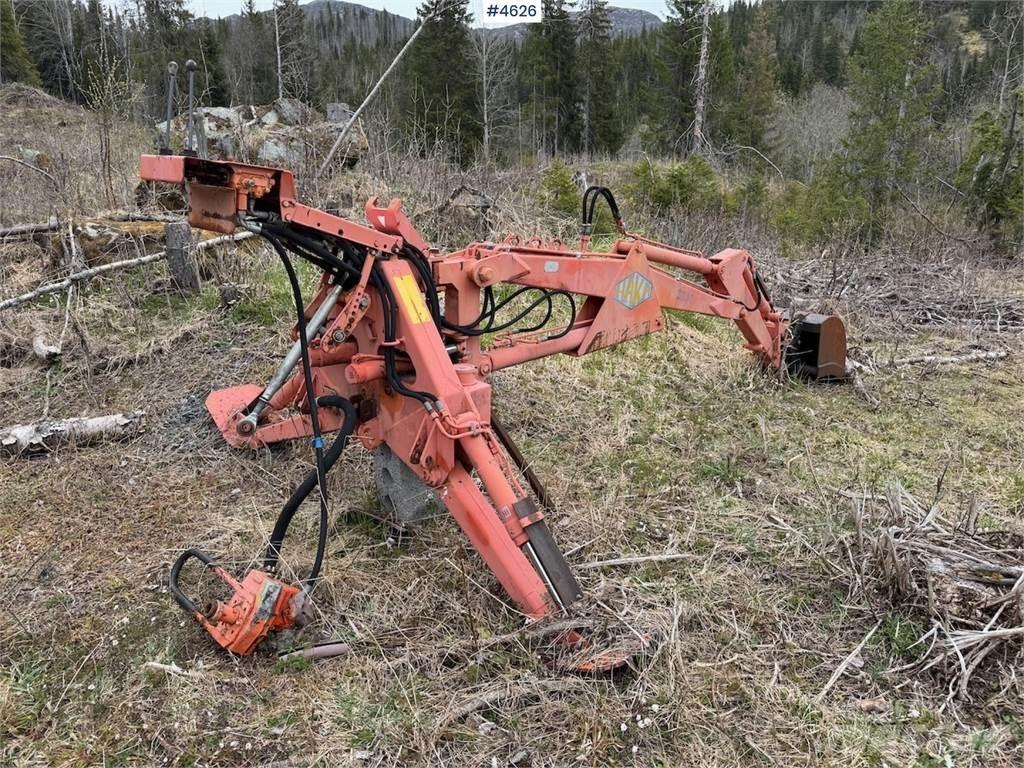  Haka 2100 Ďalšie stroje na spracovanie pôdy a príslušenstvo