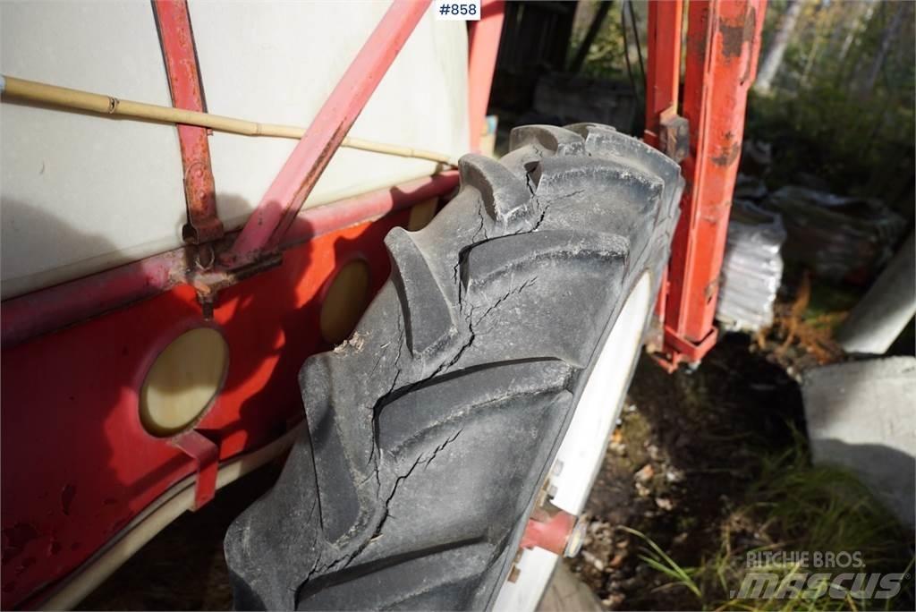 Hardi 1500L Mechanické sejačky