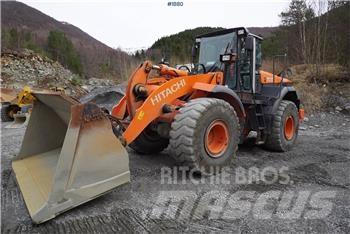 Hitachi ZW220 Kolesové nakladače