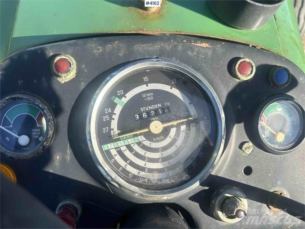 John Deere 1020 Traktory