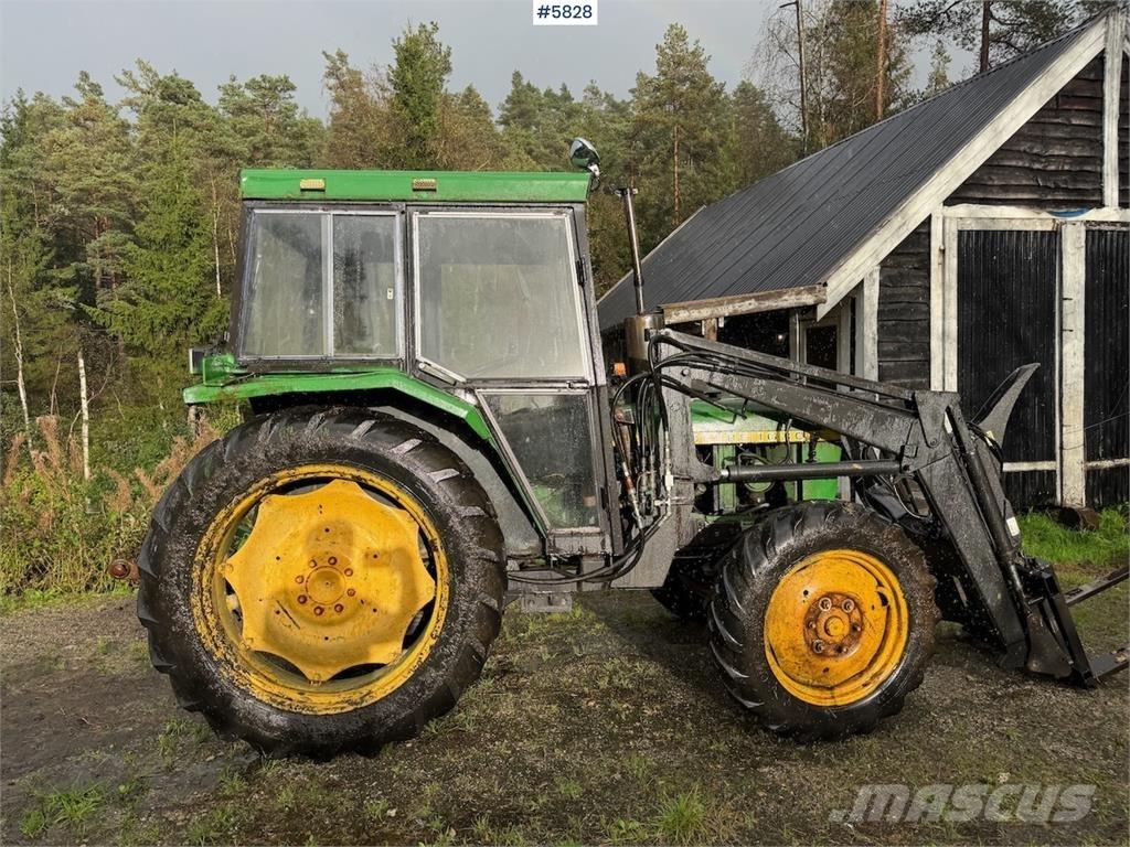John Deere 1630 Traktory