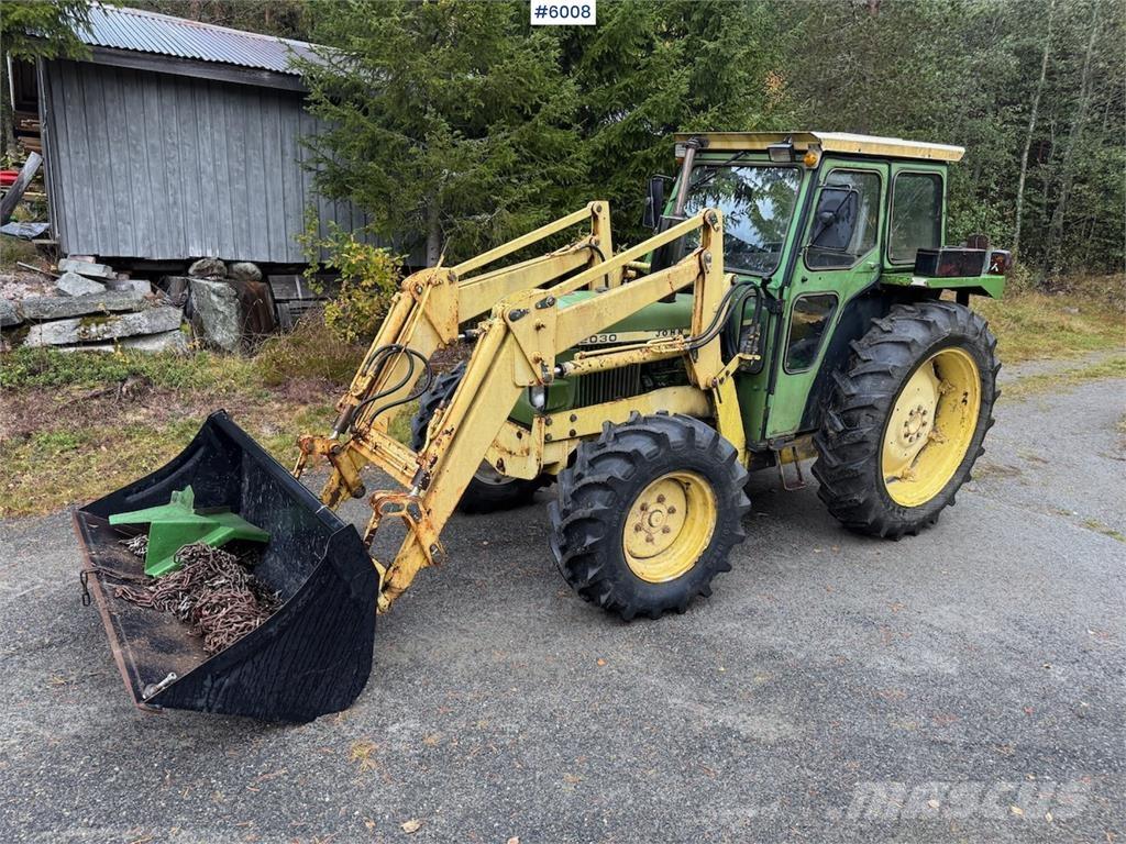 John Deere 2030 Traktory