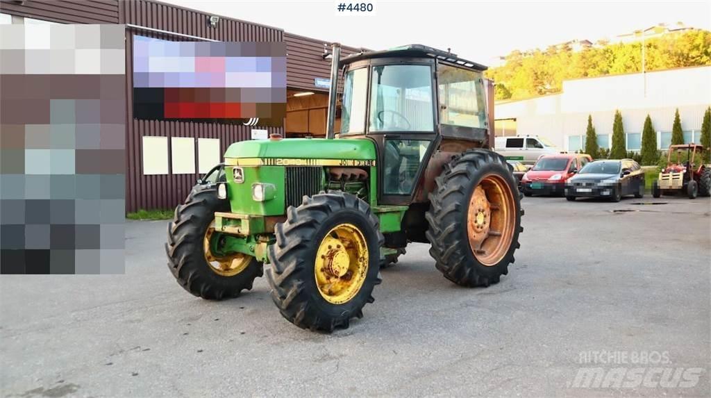 John Deere 2040 Traktory