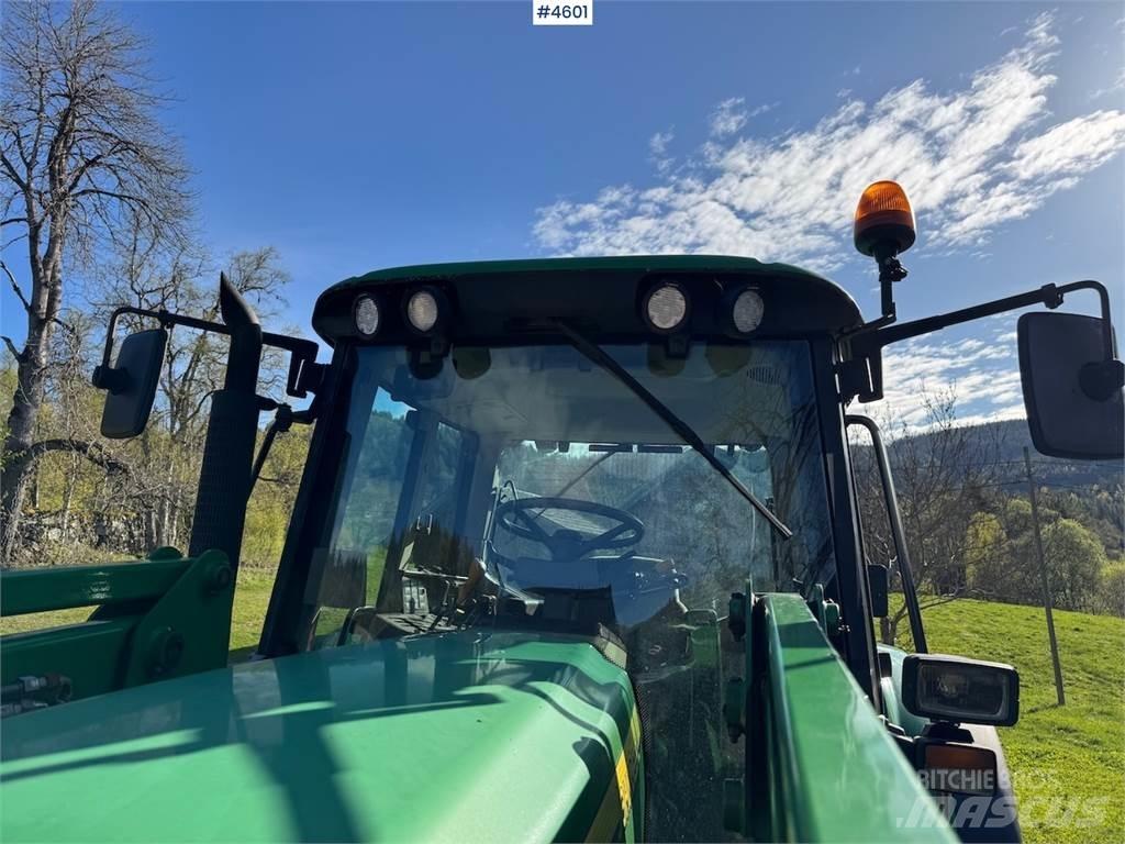 John Deere 6620 Traktory
