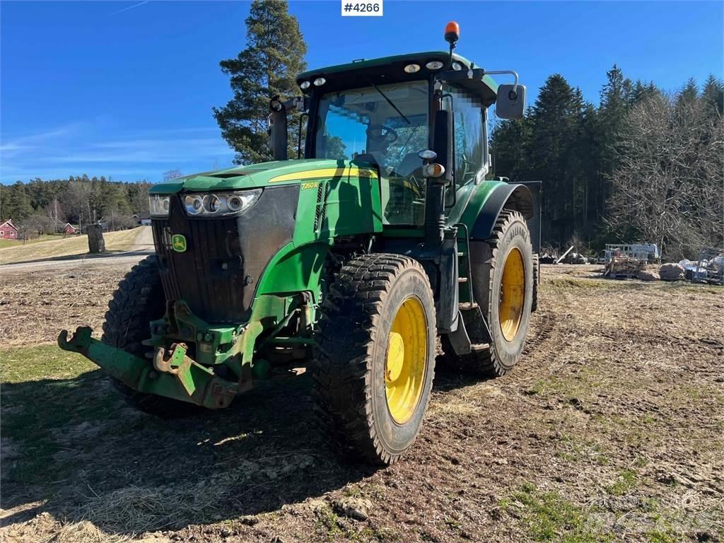 John Deere 7260R Traktory