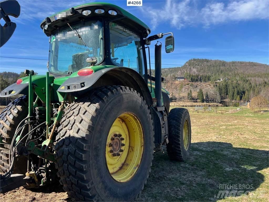 John Deere 7260R Traktory