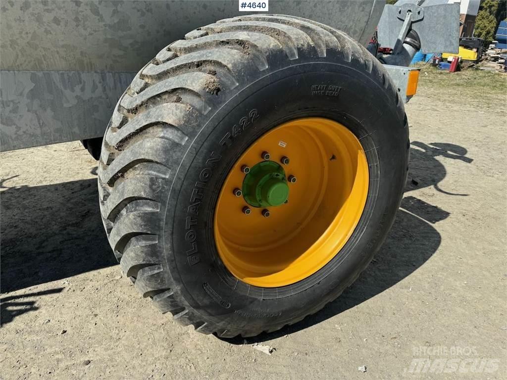 Joskin 6000 ME Mechanické sejačky