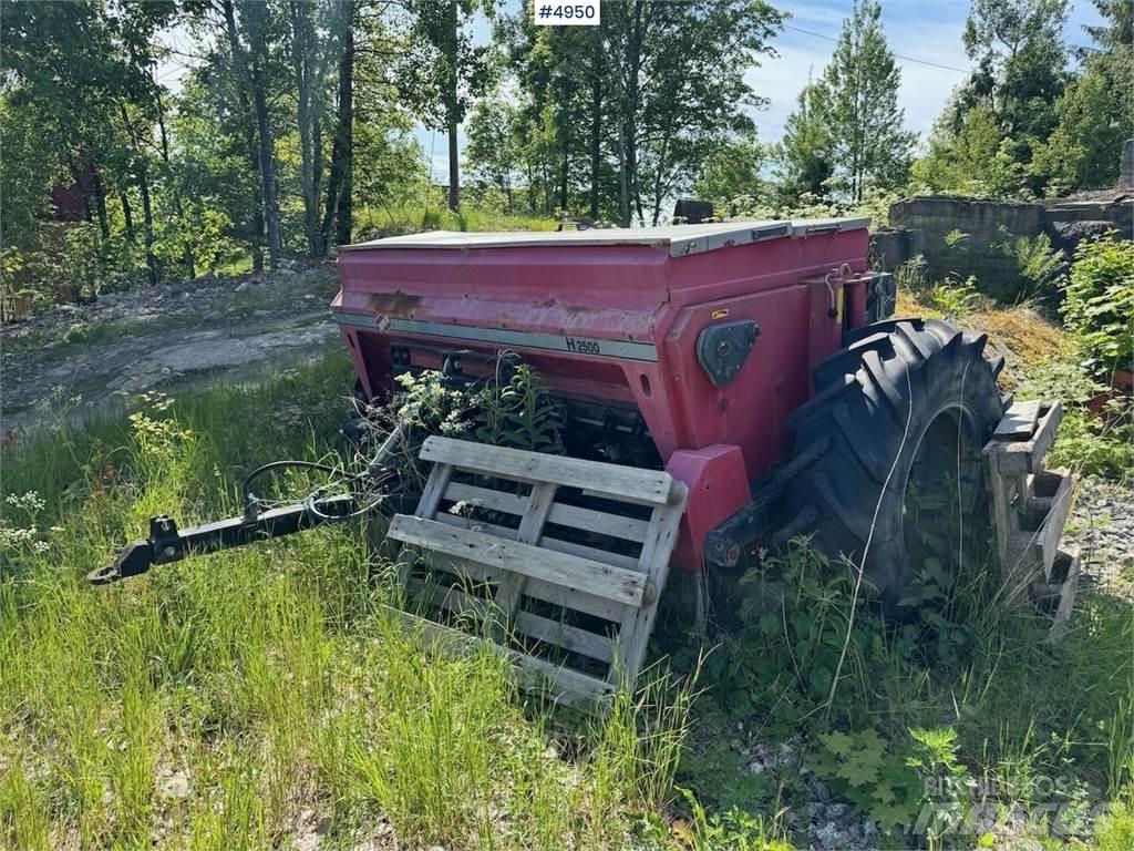 Juko H2500 Mechanické sejačky