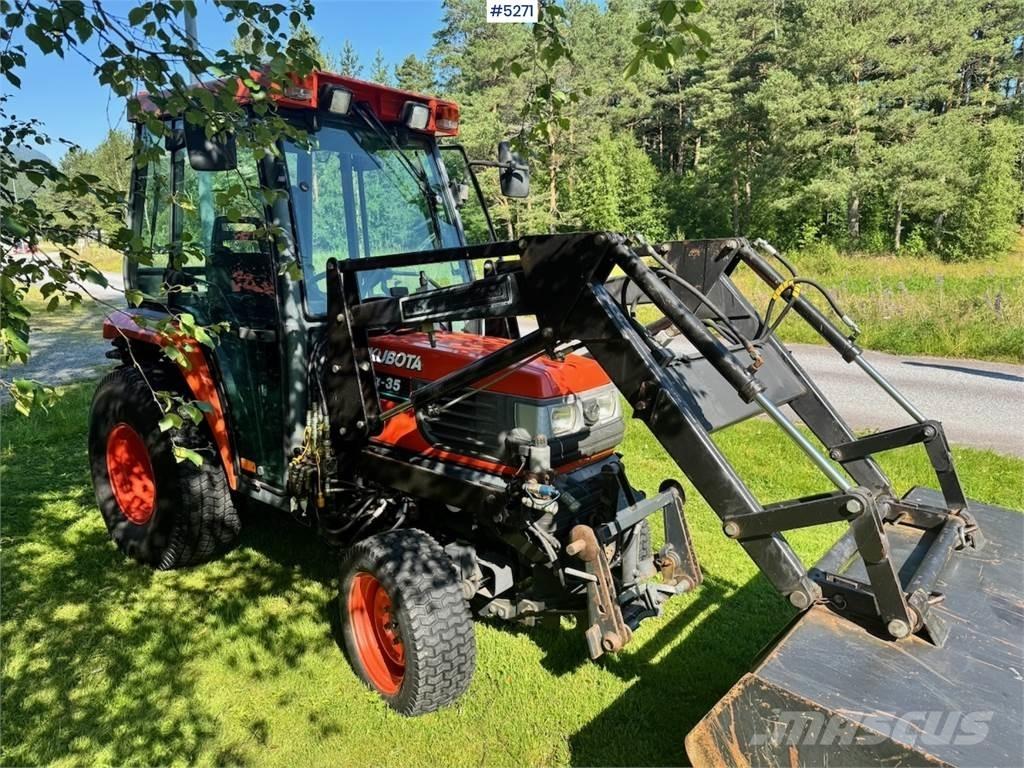 Kubota STA-35 Traktory